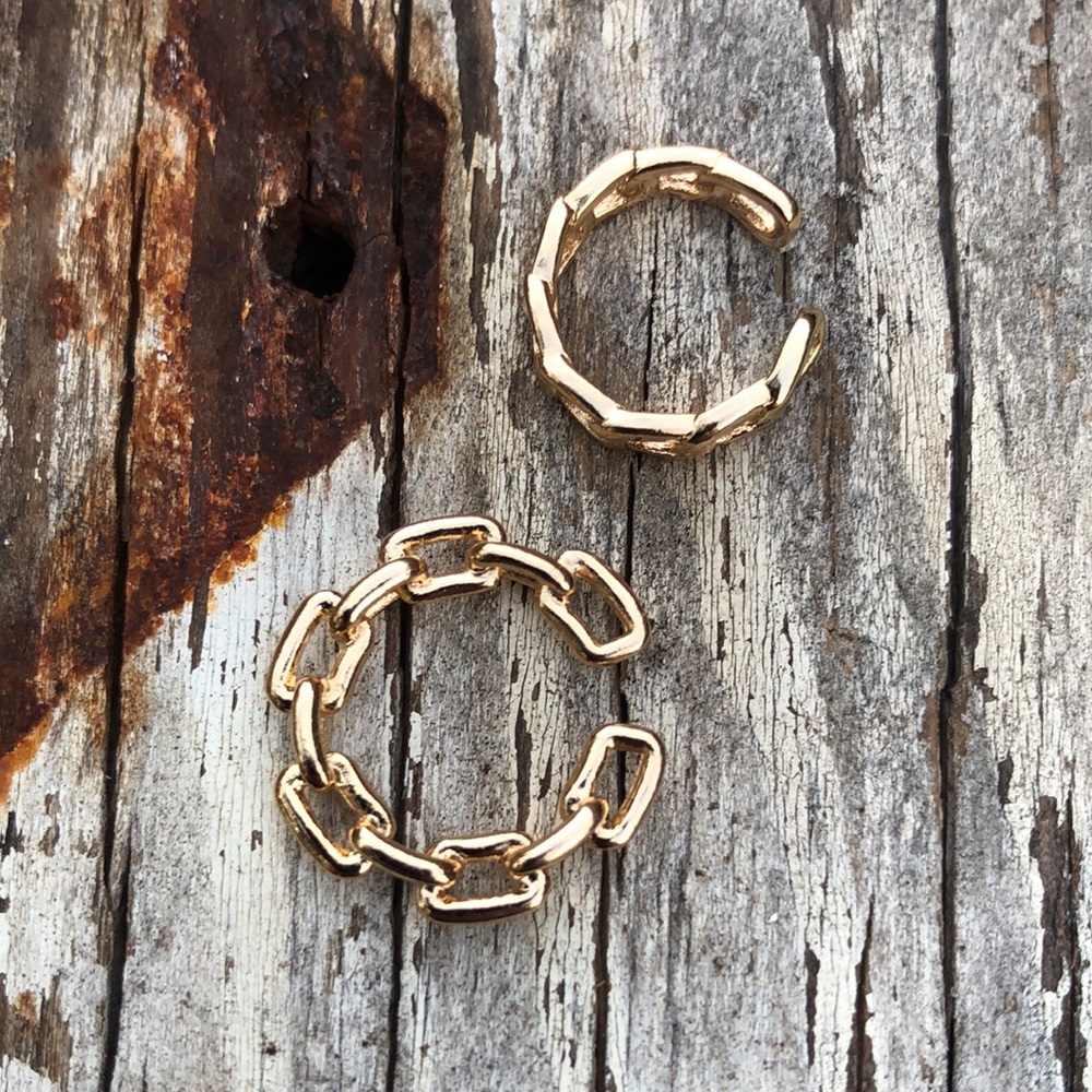 Michel Curb Chain Ear Cuff Set! - Picture 2 of 8